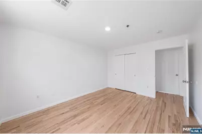 338 S 10th Street, Newark, NJ 07103 - Photo 19