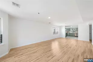 338 S 10th St, Newark, NJ 07103 - Photo 27