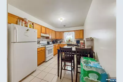 338 S 10th Street, Newark, NJ 07103 - Photo 9