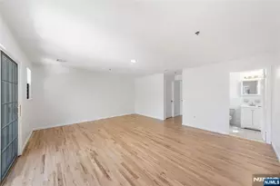 338 S 10th St, Newark, NJ 07103 - Photo 23