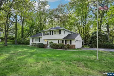 501 Terhune Terrace, Wyckoff Township, NJ 07481 - Photo 3