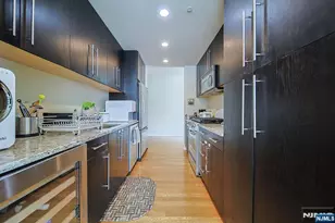 918 Hudson Park, Edgewater, NJ 07020 - Photo 21