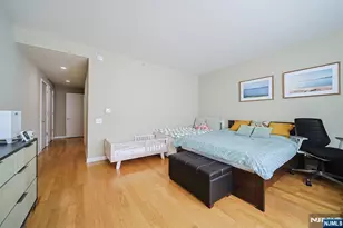 918 Hudson Park, Edgewater, NJ 07020 - Photo 3
