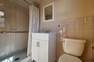 27 Whitaker Ave 1, Woodland Park, NJ 07424 - Photo 15