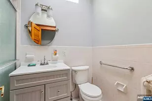 390 Delano Pl, Fairview, NJ 07022 - Photo 19