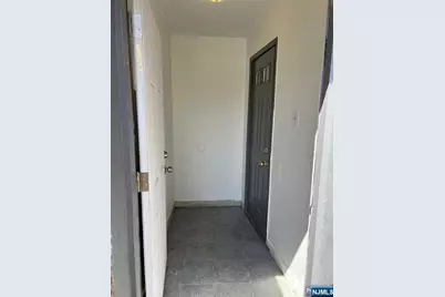 840 Mount Prospect Avenue Apt 1 #APT 1, Newark, NJ 07104 - Photo 11