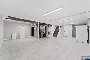 18 Farmingdale Ave, Bloomfield, NJ 07003 - Photo 29