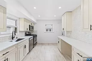 18 Farmingdale Ave, Bloomfield, NJ 07003 - Photo 13