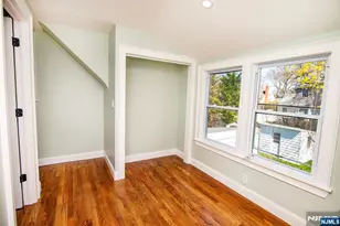 25 Windsor Dr, Dumont, NJ 07628 - Photo 23