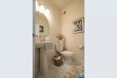 78 Landmark Lane 78 #78, Fair Lawn, NJ 07410 - Photo 5