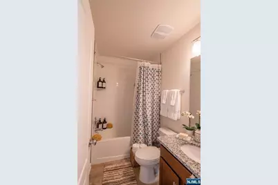 78 Landmark Lane 78 #78, Fair Lawn, NJ 07410 - Photo 13