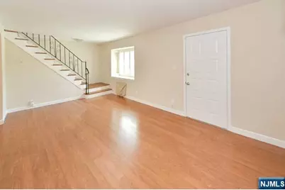 89 Crescent Avenue, Wyckoff Township, NJ 07481 - Photo 3