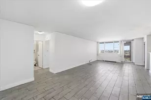 6040 Blvd E 21J, West New York, NJ 07093 - Photo 1