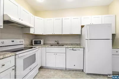 6412 Richmond Road 412 #412, West Milford, NJ 07480 - Photo 5
