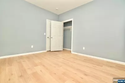 678 Highland Avenue, Newark, NJ 07104 - Photo 15