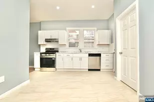 678 Highland Ave, Newark, NJ 07104 - Photo 5