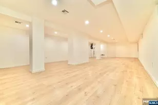 678 Highland Ave, Newark, NJ 07104 - Photo 27