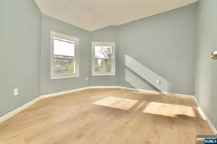 678 Highland Ave, Newark, NJ 07104 - Photo 9