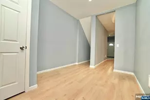 678 Highland Ave, Newark, NJ 07104 - Photo 7