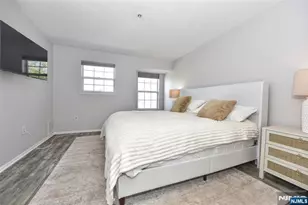 1069 Cambridge Ct, Mahwah, NJ 07430 - Photo 23