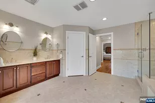 245 Kingsland Ave, Lyndhurst Township, NJ 07071 - Photo 23