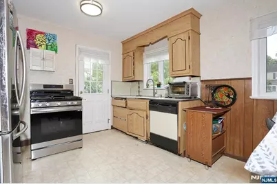 163 Monroe Avenue, River Edge, NJ 07661 - Photo 11