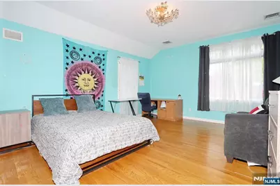 163 Monroe Avenue, River Edge, NJ 07661 - Photo 23