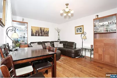 163 Monroe Avenue, River Edge, NJ 07661 - Photo 5
