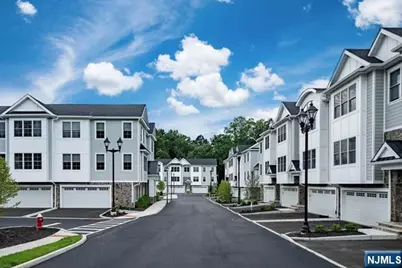 110 Mason Court 2G #2G, Haworth, NJ 07641 - Photo 3