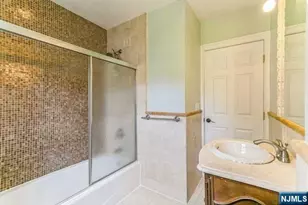 11 Blanche Ave 2nd Floor, Demarest, NJ 07627 - Photo 17