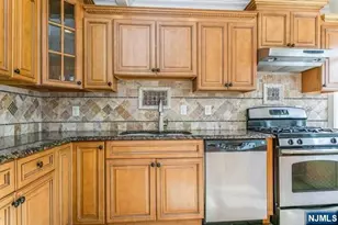 11 Blanche Ave 2nd Floor, Demarest, NJ 07627 - Photo 7