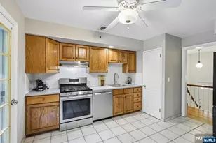 32 Addison Pl, Ramsey, NJ 07446 - Photo 13