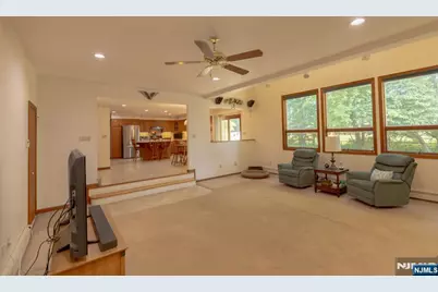 234 Palisade Avenue, Emerson, NJ 07630 - Photo 11