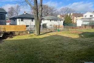 13 3rd St, Englewood Cliffs, NJ 07632 - Photo 9