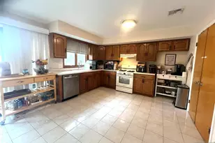 414 Lafayette Ave C000B, Cliffside Park, NJ 07010 - Photo 3