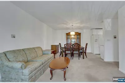 846 Riverside 202 #202, Lyndhurst Township, NJ 07071 - Photo 7