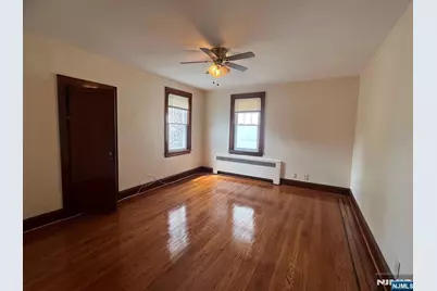 68 Lafayette Avenue, Cliffside Park, NJ 07010 - Photo 5