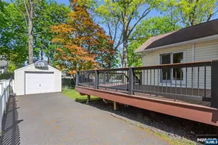 141 Henry St, Hasbrouck Heights, NJ 07604 - Photo 37