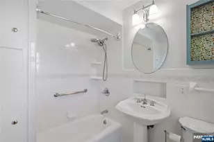 141 Henry St, Hasbrouck Heights, NJ 07604 - Photo 33