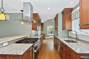141 Henry St, Hasbrouck Heights, NJ 07604 - Photo 15