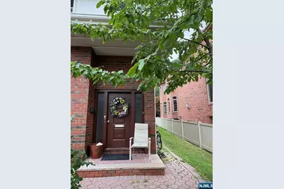 458 Lawn Avenue 2nd Floor #2nd Floor, Palisades Park, NJ 07650 - Photo 1