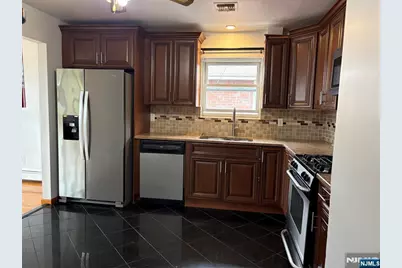 458 Lawn Avenue 2nd Floor #2nd Floor, Palisades Park, NJ 07650 - Photo 9