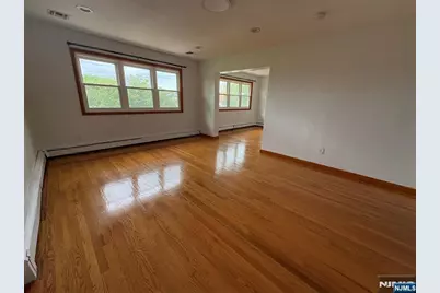 458 Lawn Avenue 2nd Floor #2nd Floor, Palisades Park, NJ 07650 - Photo 3
