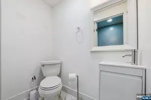 245 Jewett Ave, Jersey City, NJ 07304 - Photo 29