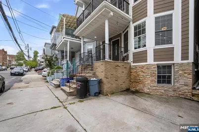 245 Jewett Avenue, Jersey City, NJ 07304 - Photo 41