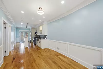 245 Jewett Avenue, Jersey City, NJ 07304 - Photo 17