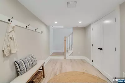 212 Midland Avenue, Montclair, NJ 07042 - Photo 35
