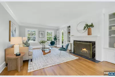 212 Midland Avenue, Montclair, NJ 07042 - Photo 5