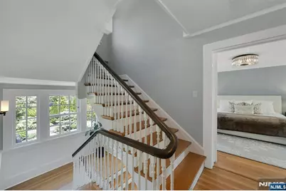 212 Midland Avenue, Montclair, NJ 07042 - Photo 23