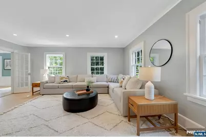 212 Midland Avenue, Montclair, NJ 07042 - Photo 11